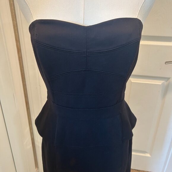 WHITE HOUSE BLACK MARKET Black Strapless Dress Fully Lined Size 6 - Picture 2 of 10